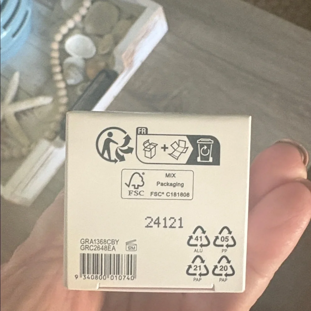 Grown Alchemist Hand Cream - Picture 4 of 4
